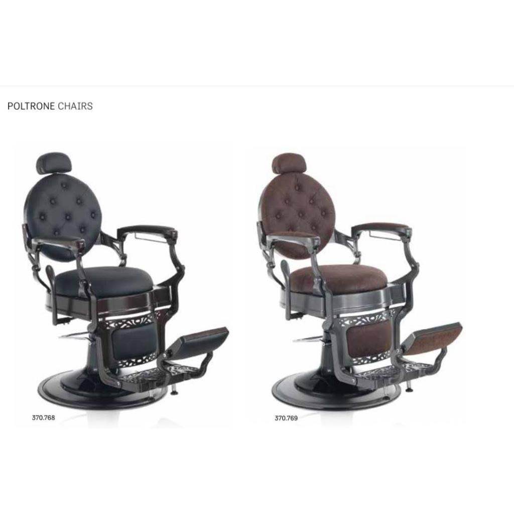 Poltrone da Barbiere in Stile Vintage con Dettagli Decorativi